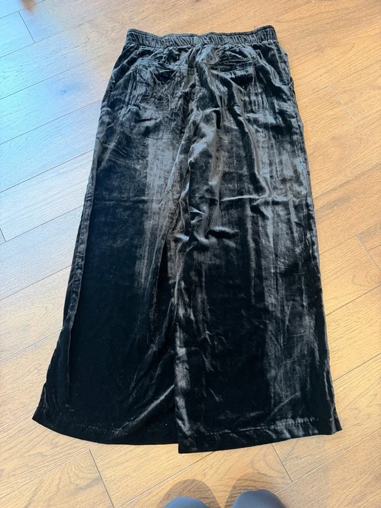 Anthropologie Crushed Velvet High-Rise Wide-Leg Black Trouser - Large - C30-035 - Picture 11 of 13